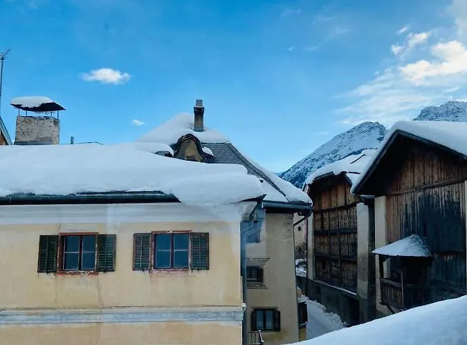 Stilvolle 2,5 Zimmer, In Sent Scuol